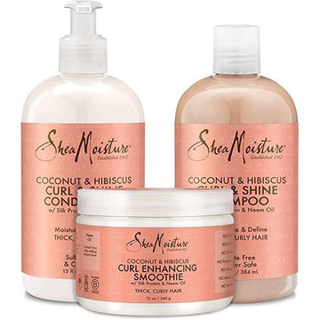 Shea Moisture Coconut & Hibiscus Curl TRIO : Comprend Curl & Shine Shampoo, Curl & Shine CONDITIONER, Curl Enhancing Smoothie de Shea Moisture.